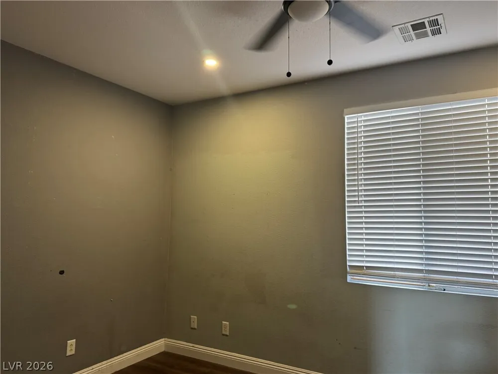 9712 Gentle Spirit Dr, Las Vegas, NV 89148