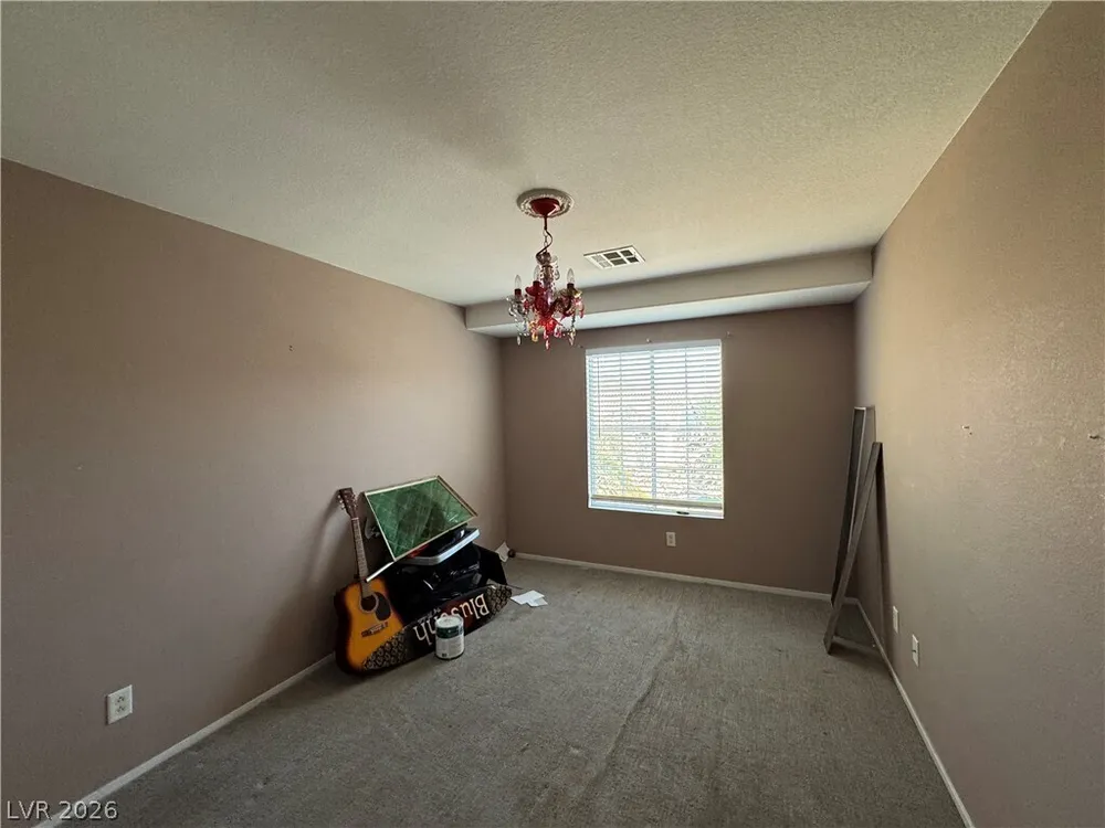 9712 Gentle Spirit Dr, Las Vegas, NV 89148