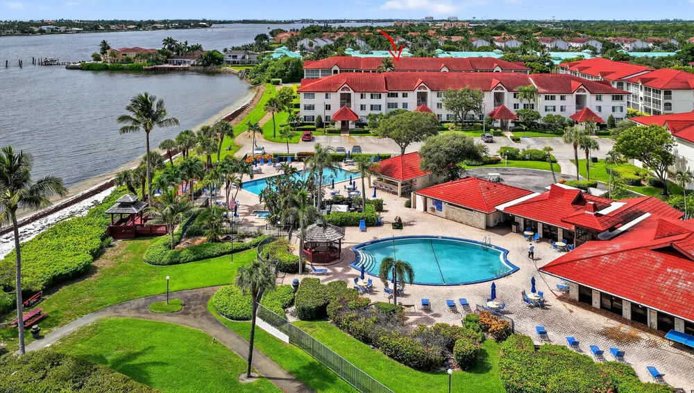 110 Half Moon Circle, Hypoluxo, FL 33462