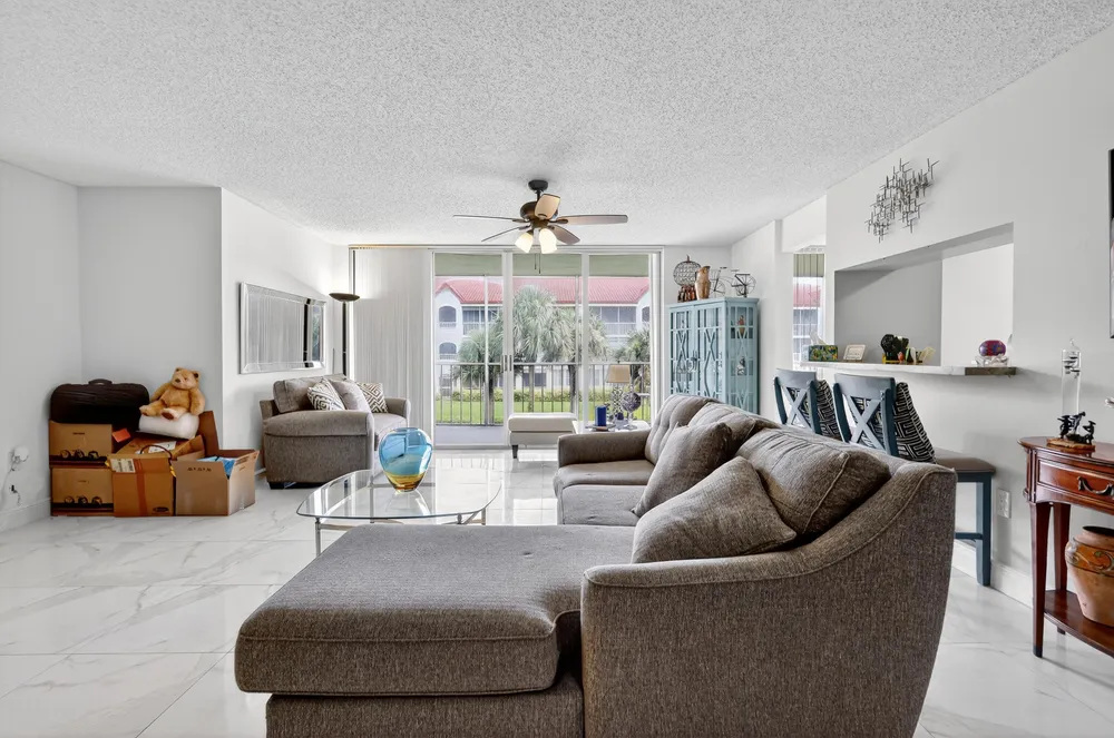 110 Half Moon Circle, Hypoluxo, FL 33462
