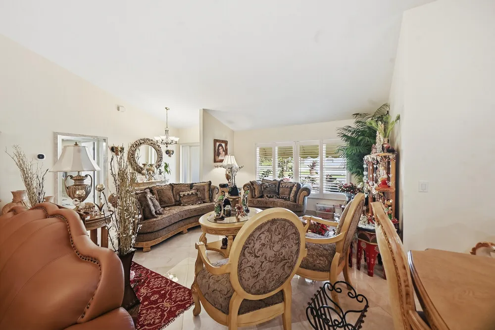 5884 Laurel Green Circle, Boynton Beach, FL 33437
