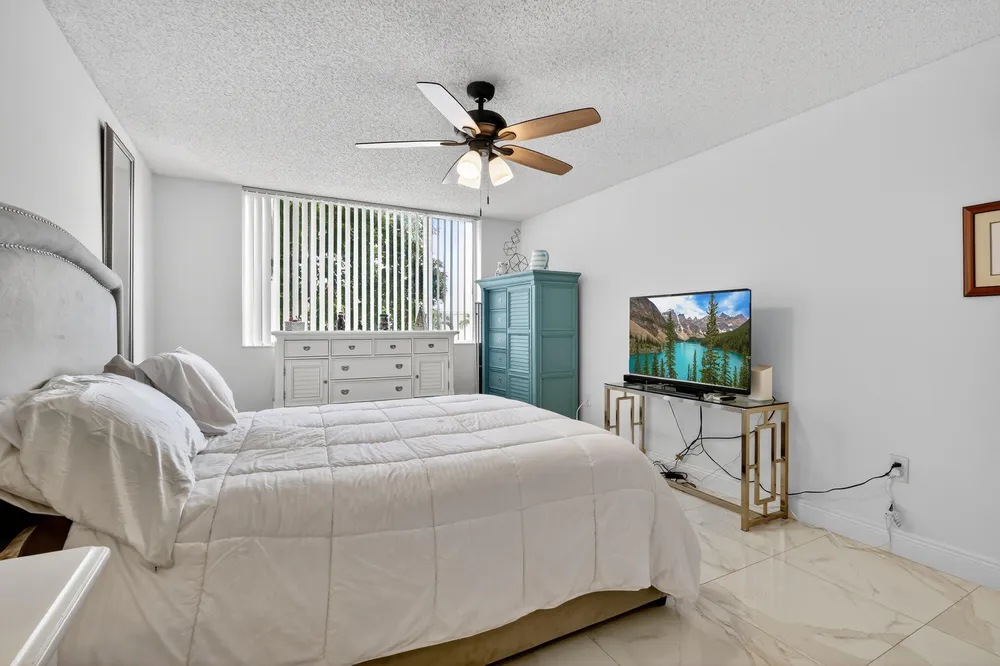 110 Half Moon Circle, Hypoluxo, FL 33462