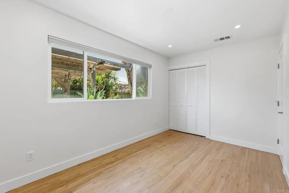 8135 Whelan Dr, San Diego, CA 92119