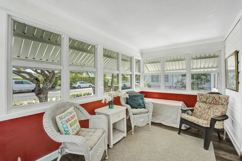 221 S Ocean Breeze, Lake Worth Beach, FL 33460