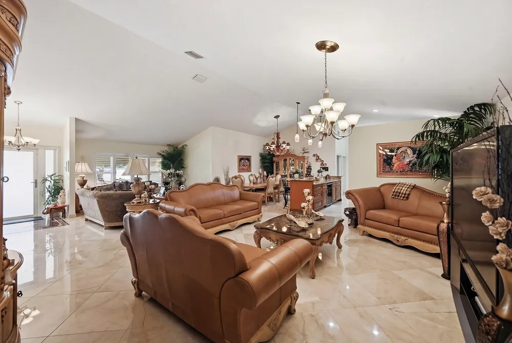 5884 Laurel Green Circle, Boynton Beach, FL 33437