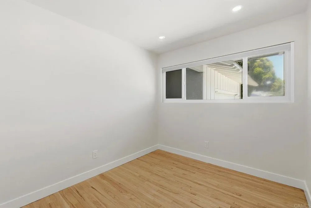 8135 Whelan Dr, San Diego, CA 92119
