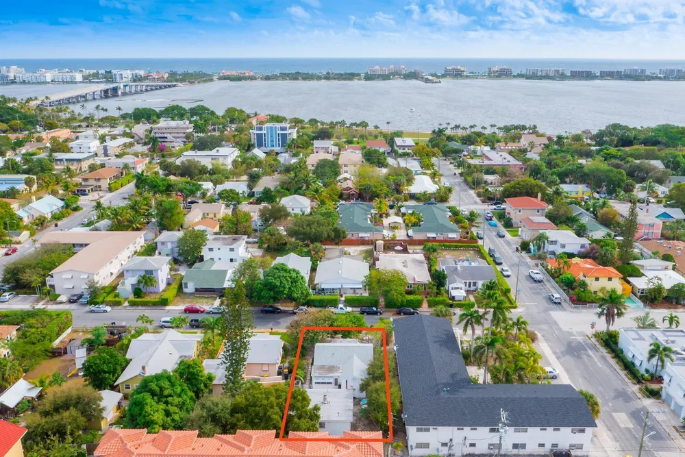 221 S Ocean Breeze, Lake Worth Beach, FL 33460