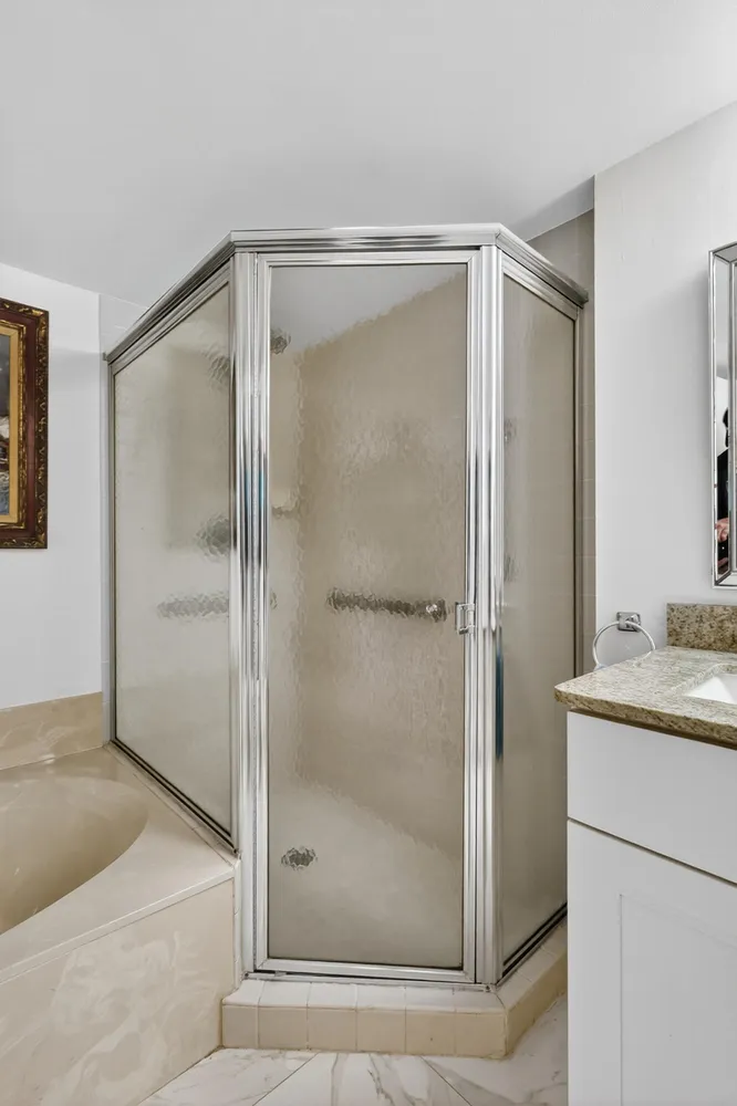 110 Half Moon Circle, Hypoluxo, FL 33462
