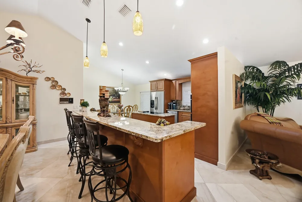 5884 Laurel Green Circle, Boynton Beach, FL 33437