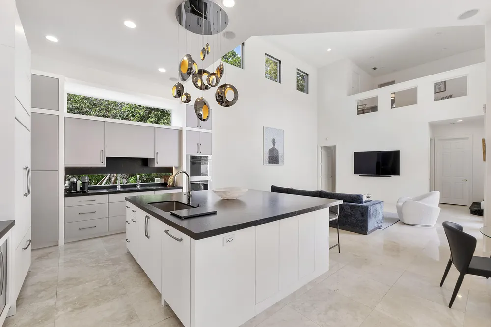 6015 Pinewood Ave, Parkland, FL 33067