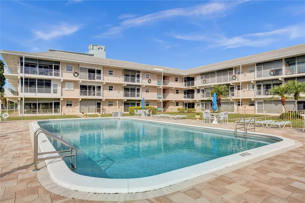 745 SE 19th Ave, Deerfield Beach, FL 33441