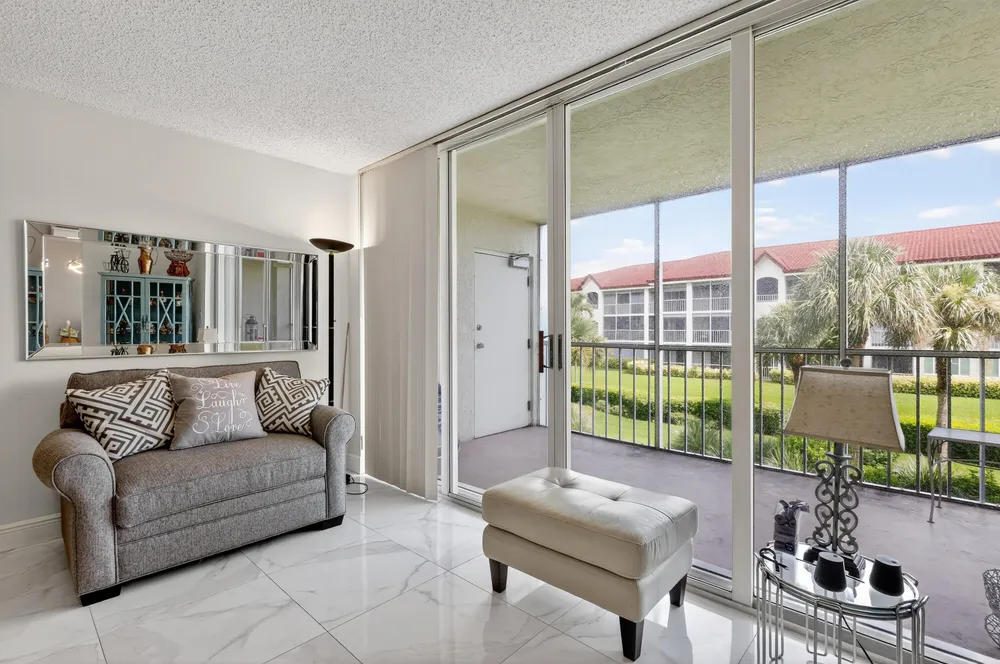 110 Half Moon Circle, Hypoluxo, FL 33462