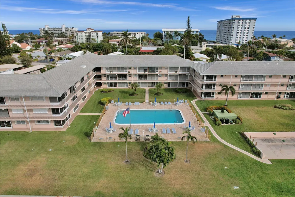 745 SE 19th Ave, Deerfield Beach, FL 33441