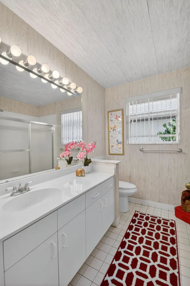1033 Fairfax Circle W, Boynton Beach, FL 33436
