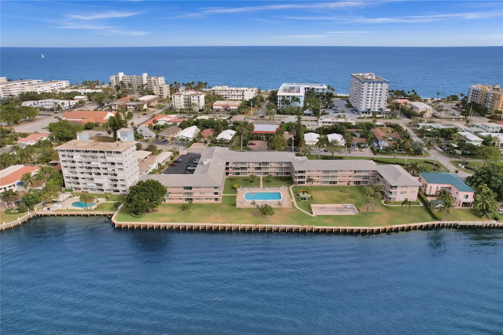 745 SE 19th Ave, Deerfield Beach, FL 33441