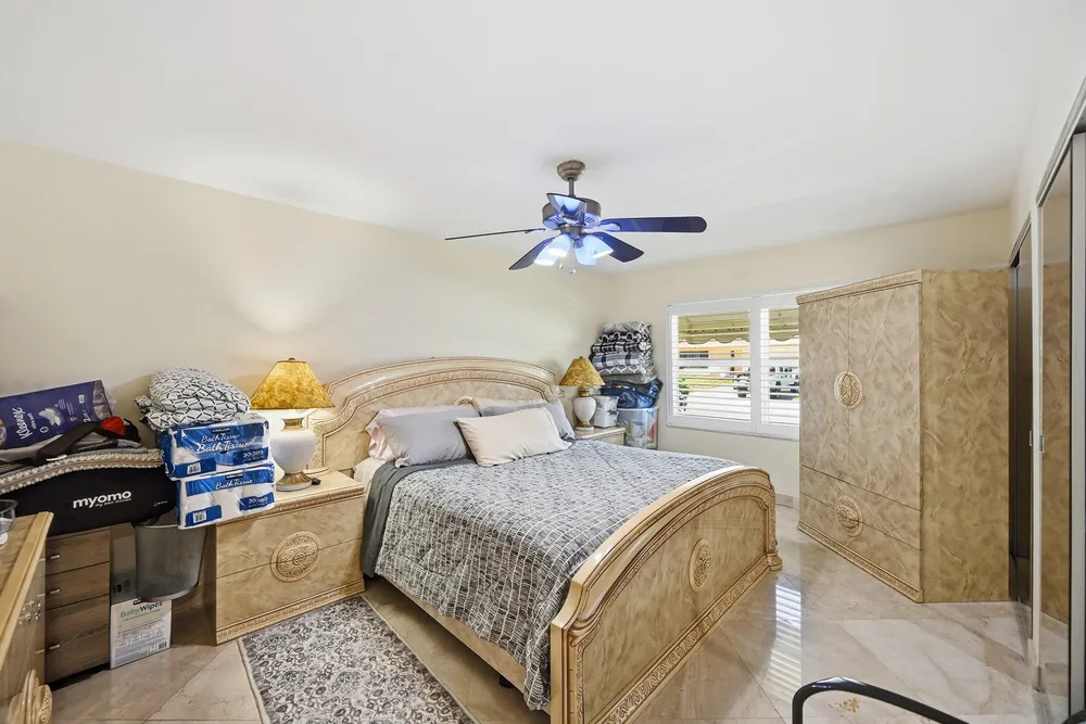 5884 Laurel Green Circle, Boynton Beach, FL 33437