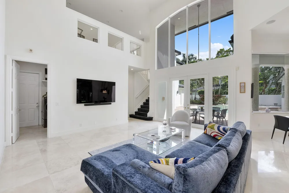 6015 Pinewood Ave, Parkland, FL 33067