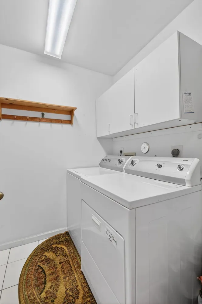1033 Fairfax Circle W, Boynton Beach, FL 33436