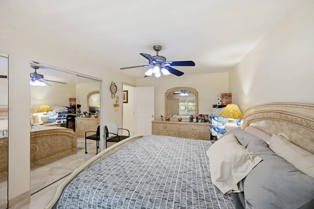 5884 Laurel Green Circle, Boynton Beach, FL 33437