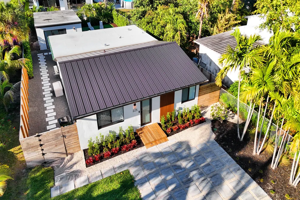225 NE 10th St, Delray Beach, FL 33444