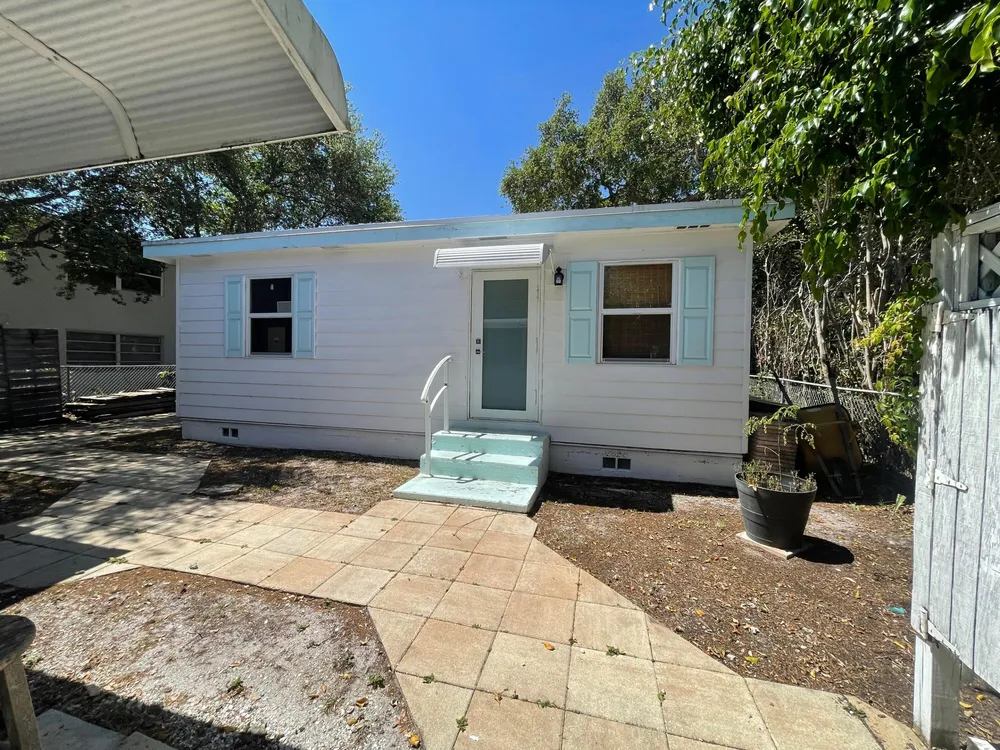 221 S Ocean Breeze, Lake Worth Beach, FL 33460