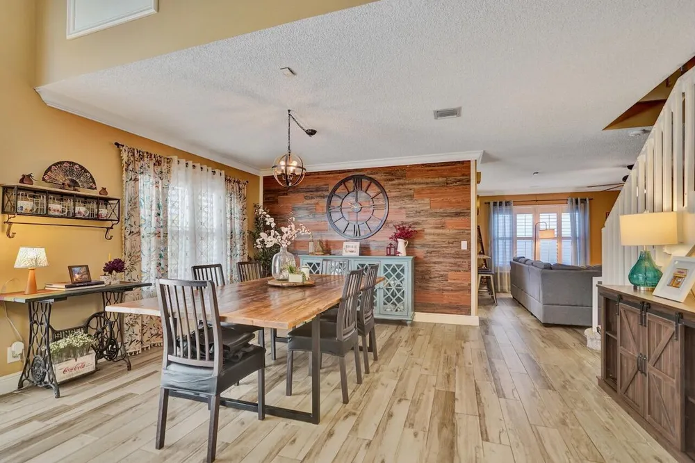 6423 Barton Creek Circle, Lake Worth Beach, FL 33463