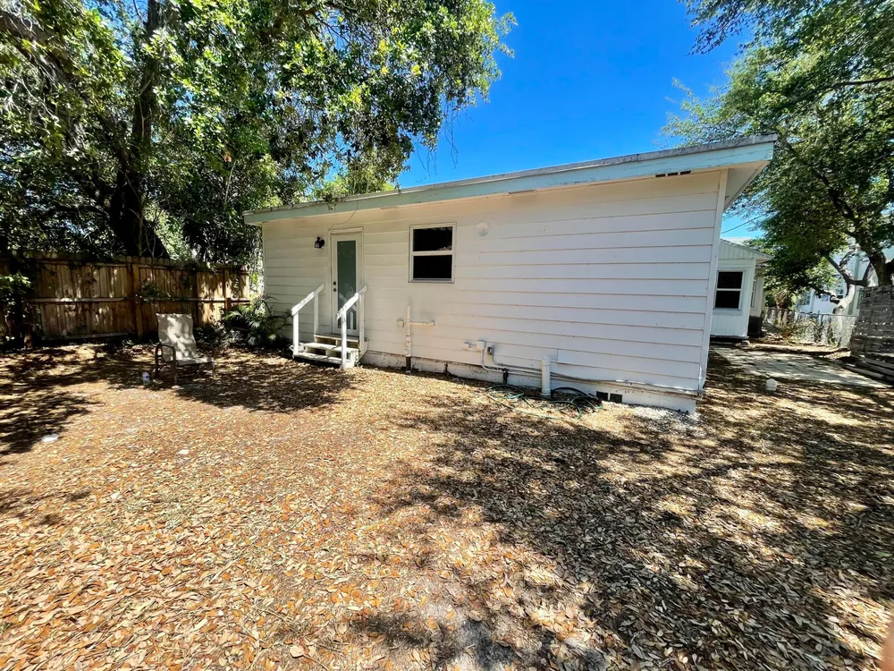 221 S Ocean Breeze, Lake Worth Beach, FL 33460