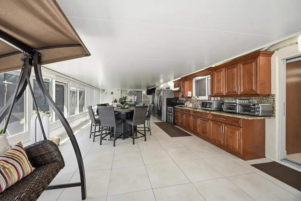 5884 Laurel Green Circle, Boynton Beach, FL 33437