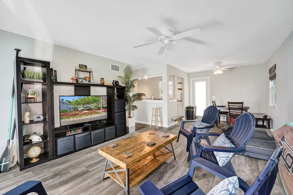 221 S Ocean Breeze, Lake Worth Beach, FL 33460