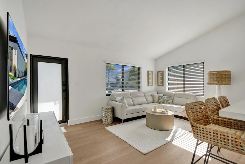 225 NE 10th St, Delray Beach, FL 33444
