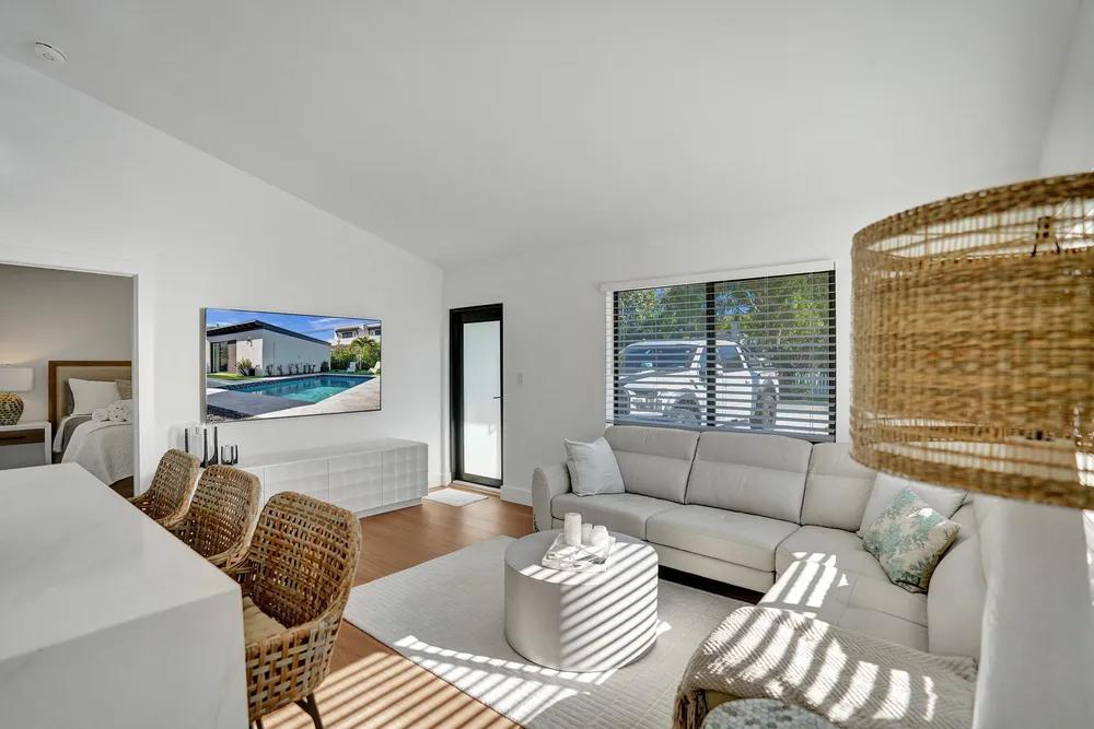 225 NE 10th St, Delray Beach, FL 33444