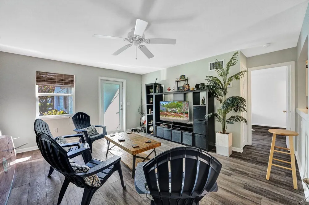 221 S Ocean Breeze, Lake Worth Beach, FL 33460