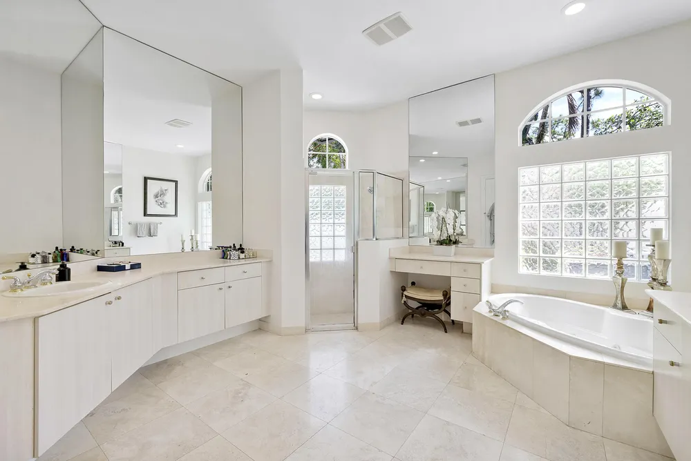 6015 Pinewood Ave, Parkland, FL 33067