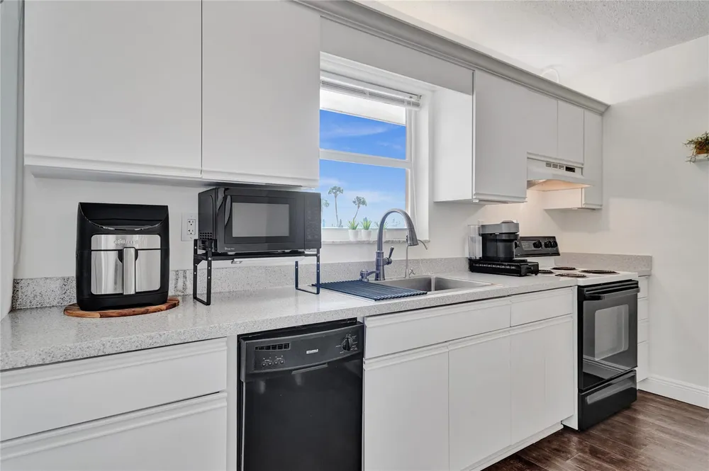 745 SE 19th Ave, Deerfield Beach, FL 33441