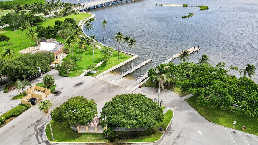 221 S Ocean Breeze, Lake Worth Beach, FL 33460