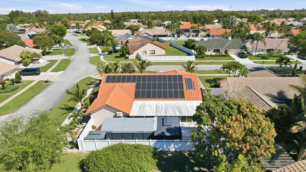 5884 Laurel Green Circle, Boynton Beach, FL 33437
