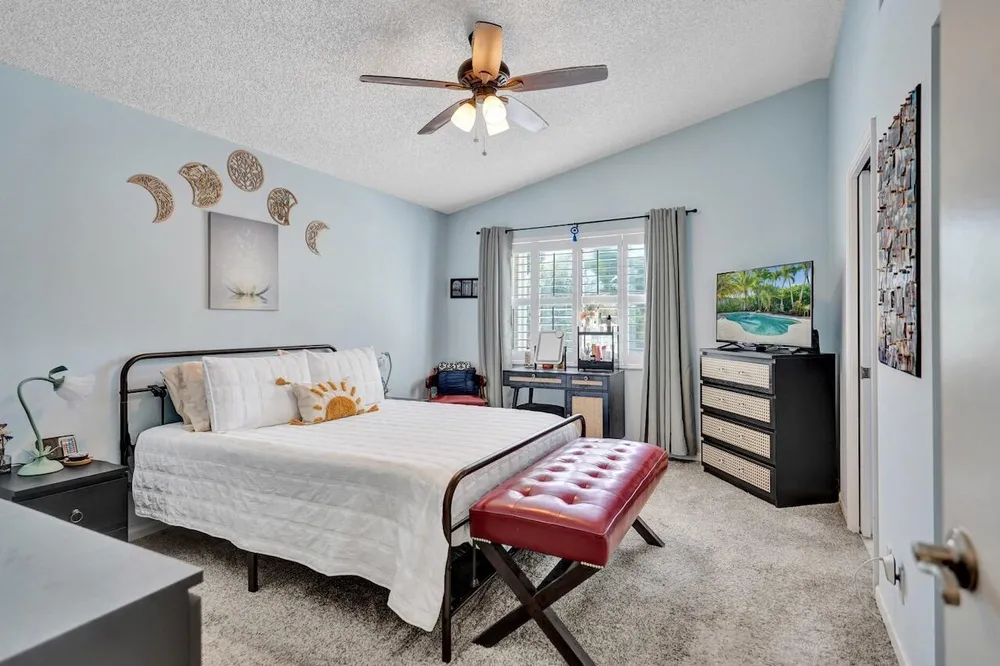 6423 Barton Creek Circle, Lake Worth Beach, FL 33463