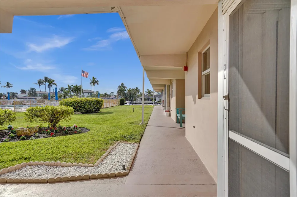 745 SE 19th Ave, Deerfield Beach, FL 33441