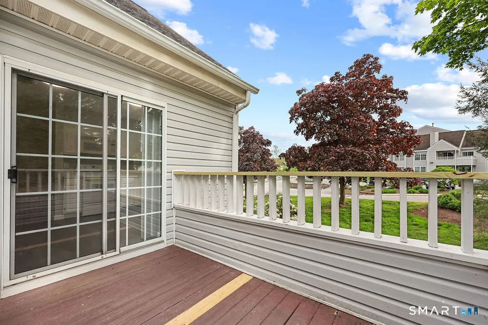 1-9 Forest Glen Circle, Middletown, CT 06457