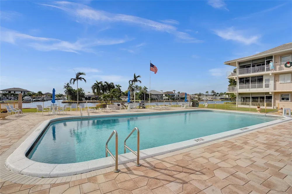 745 SE 19th Ave, Deerfield Beach, FL 33441