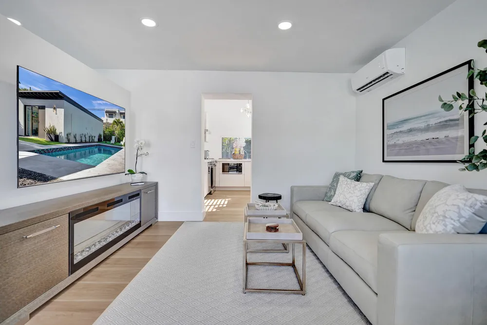 225 NE 10th St, Delray Beach, FL 33444