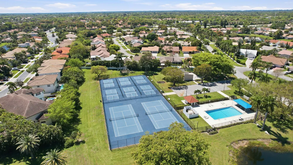 5884 Laurel Green Circle, Boynton Beach, FL 33437