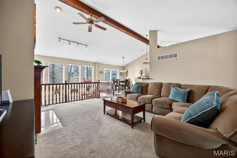 2753 Red Cedar Parc Dr S, O Fallon, MO 63368
