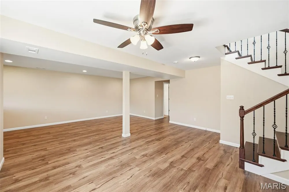 1145 Claycrest Circle, St Charles, MO 63304