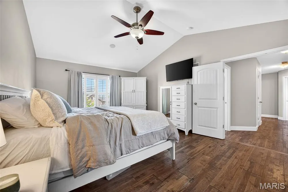 124 Central Park Ave, Wentzville, MO 63385
