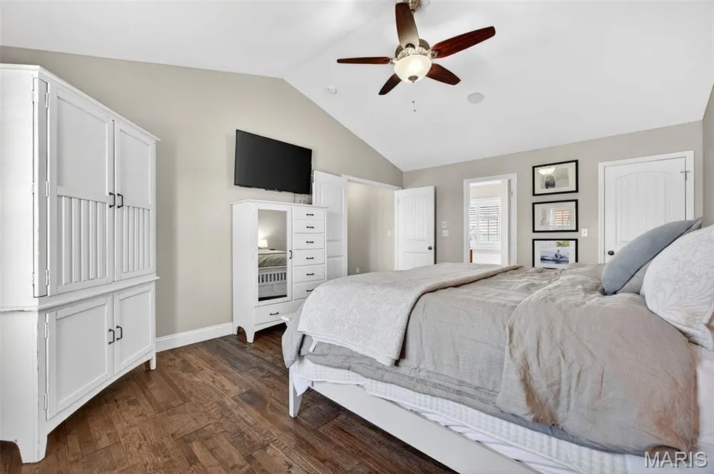 124 Central Park Ave, Wentzville, MO 63385