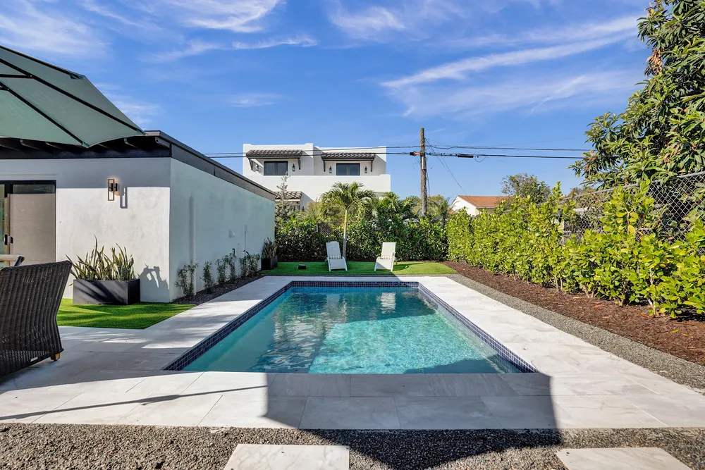 225 NE 10th St, Delray Beach, FL 33444