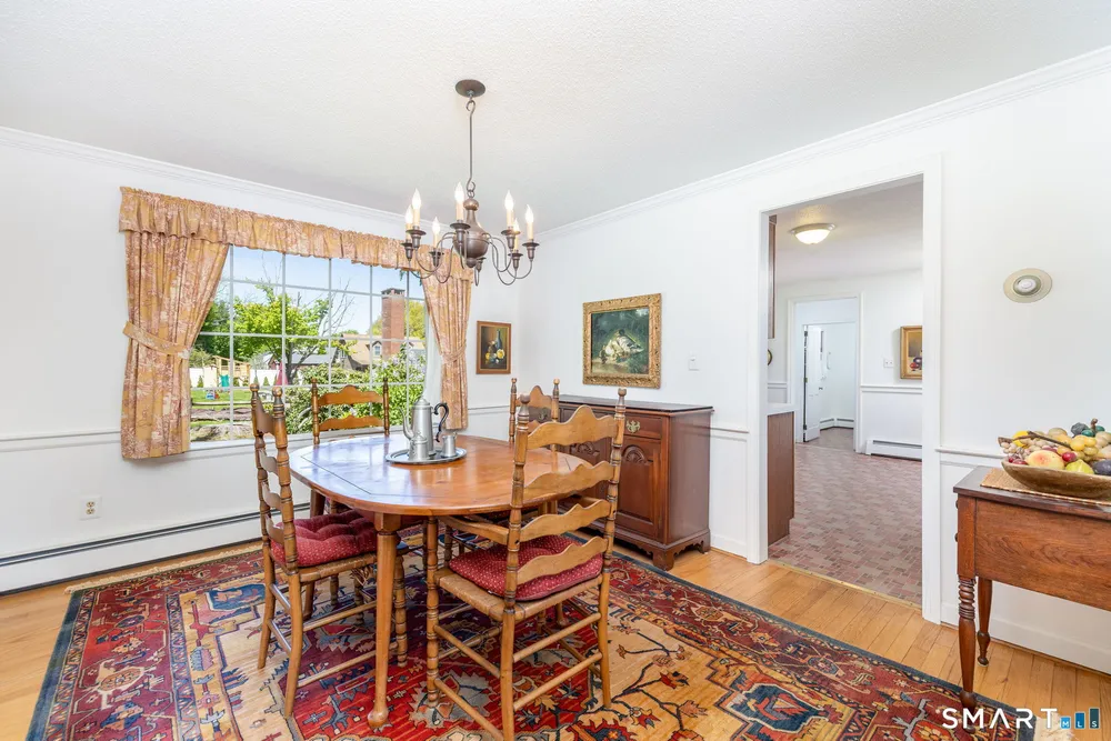 127 Stillwold Dr, Wethersfield, CT 06109