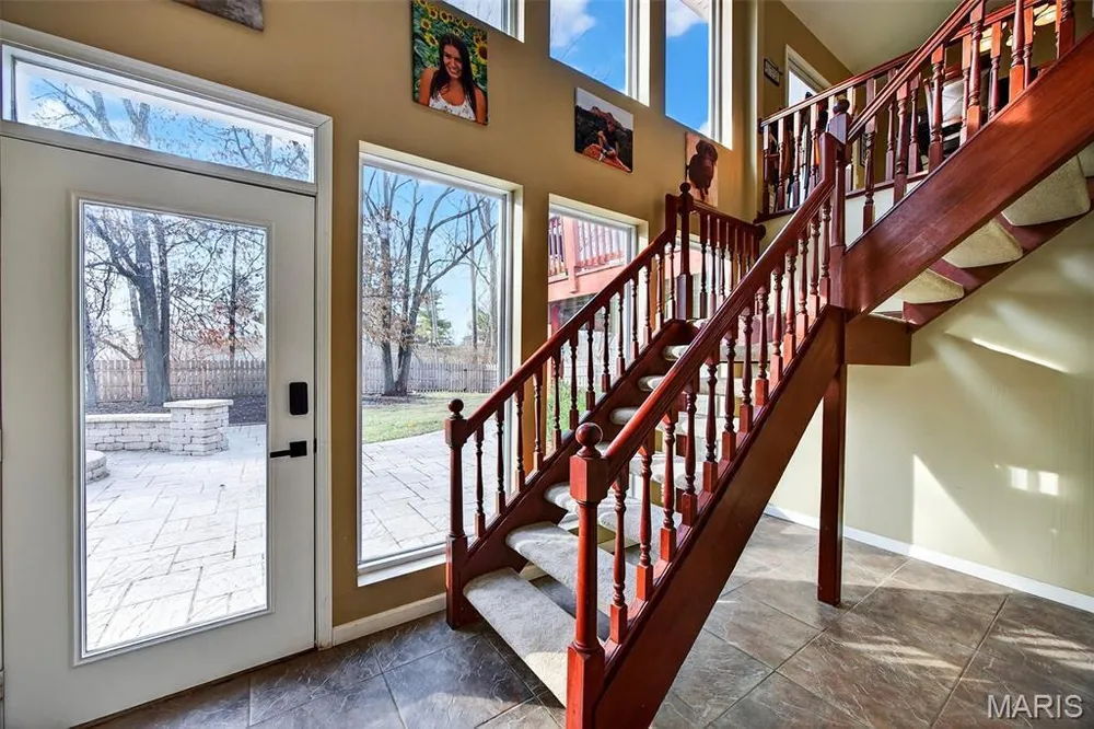 2753 Red Cedar Parc Dr S, O Fallon, MO 63368