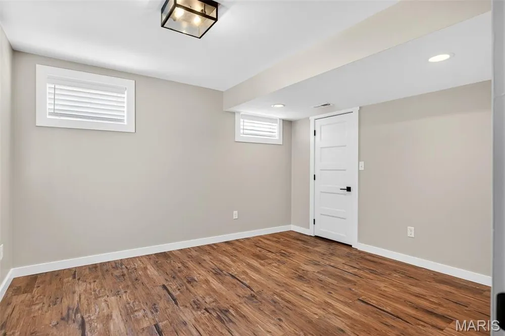 124 Central Park Ave, Wentzville, MO 63385